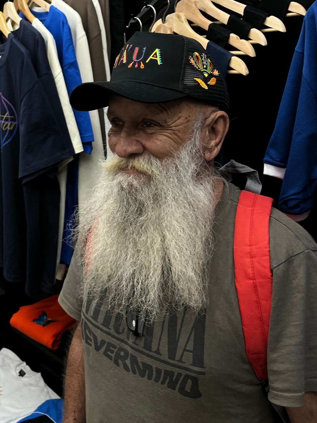 Maji trucker hat