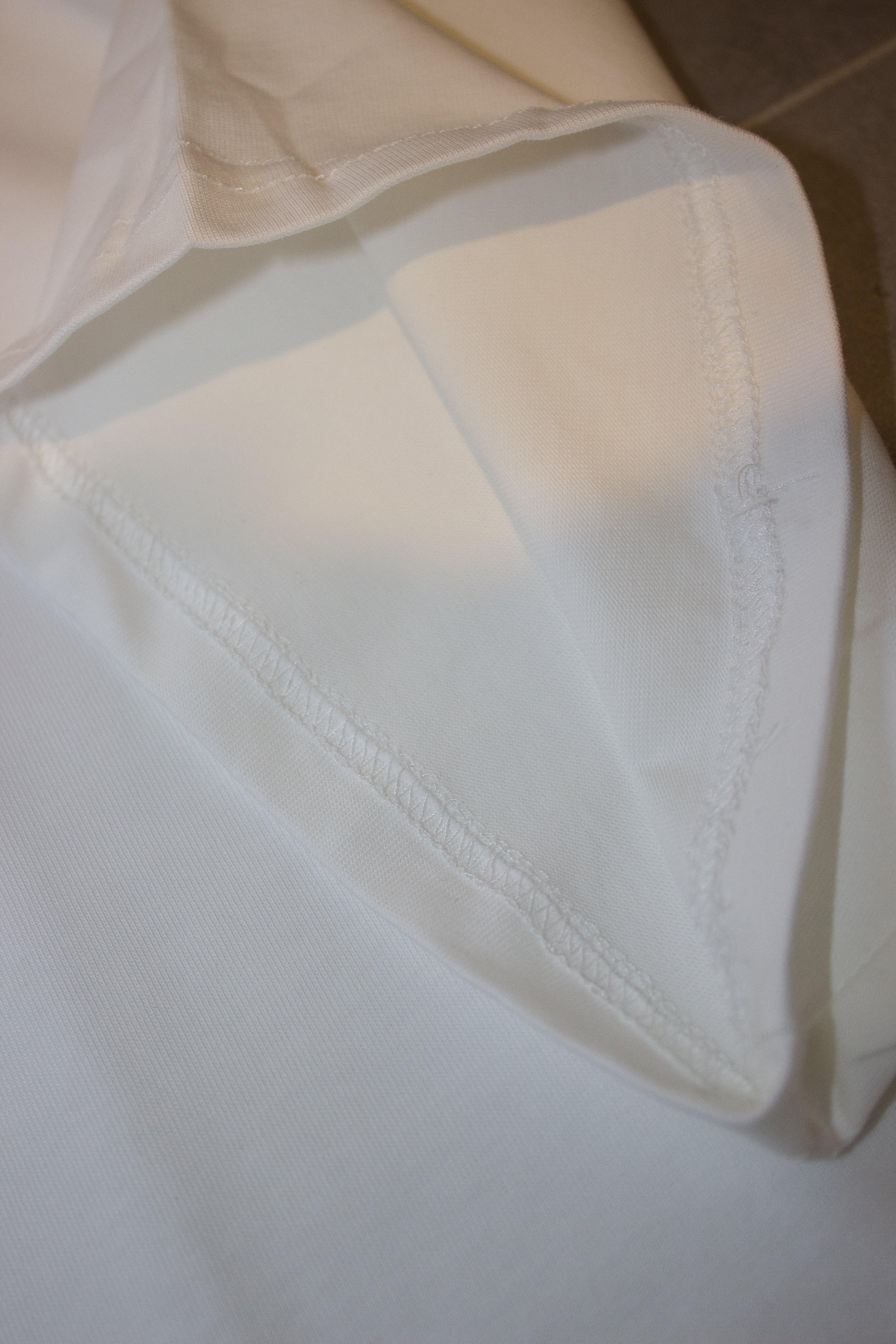 MAUA Essential Tee – Regular Silhouette