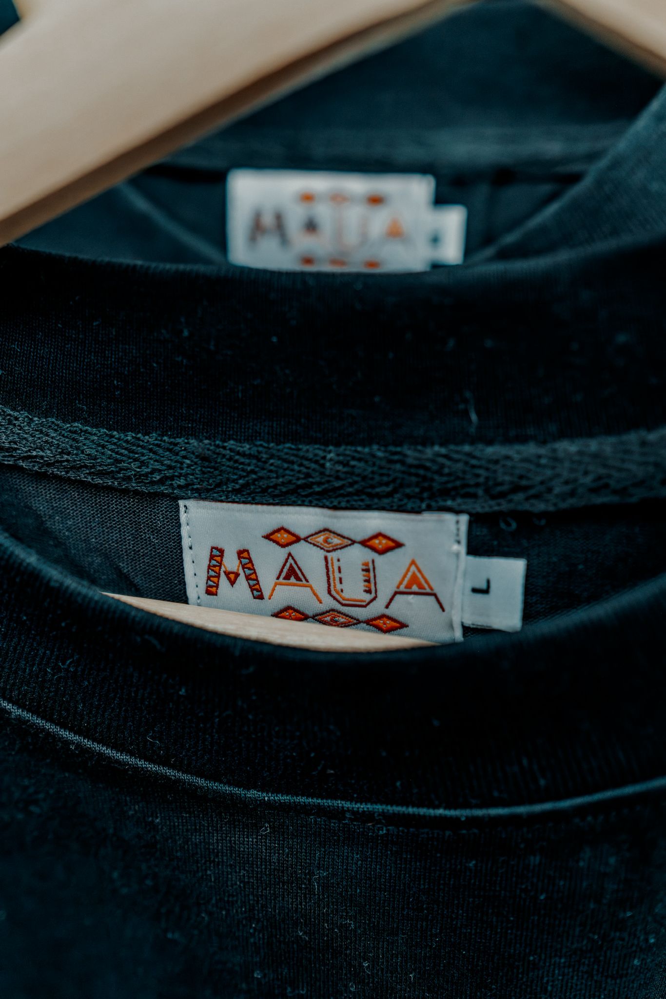 Maua 'maji' T-Shirt