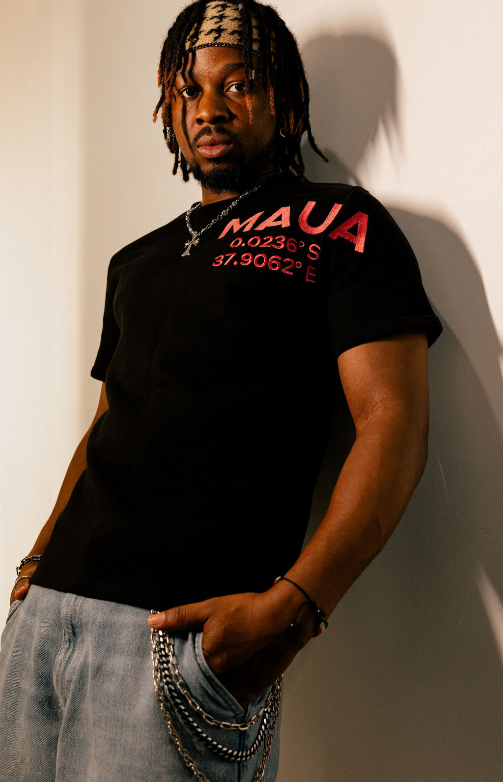 MAUA 400 GSM Terry Cotton Tee – Black / Pink Embroidery