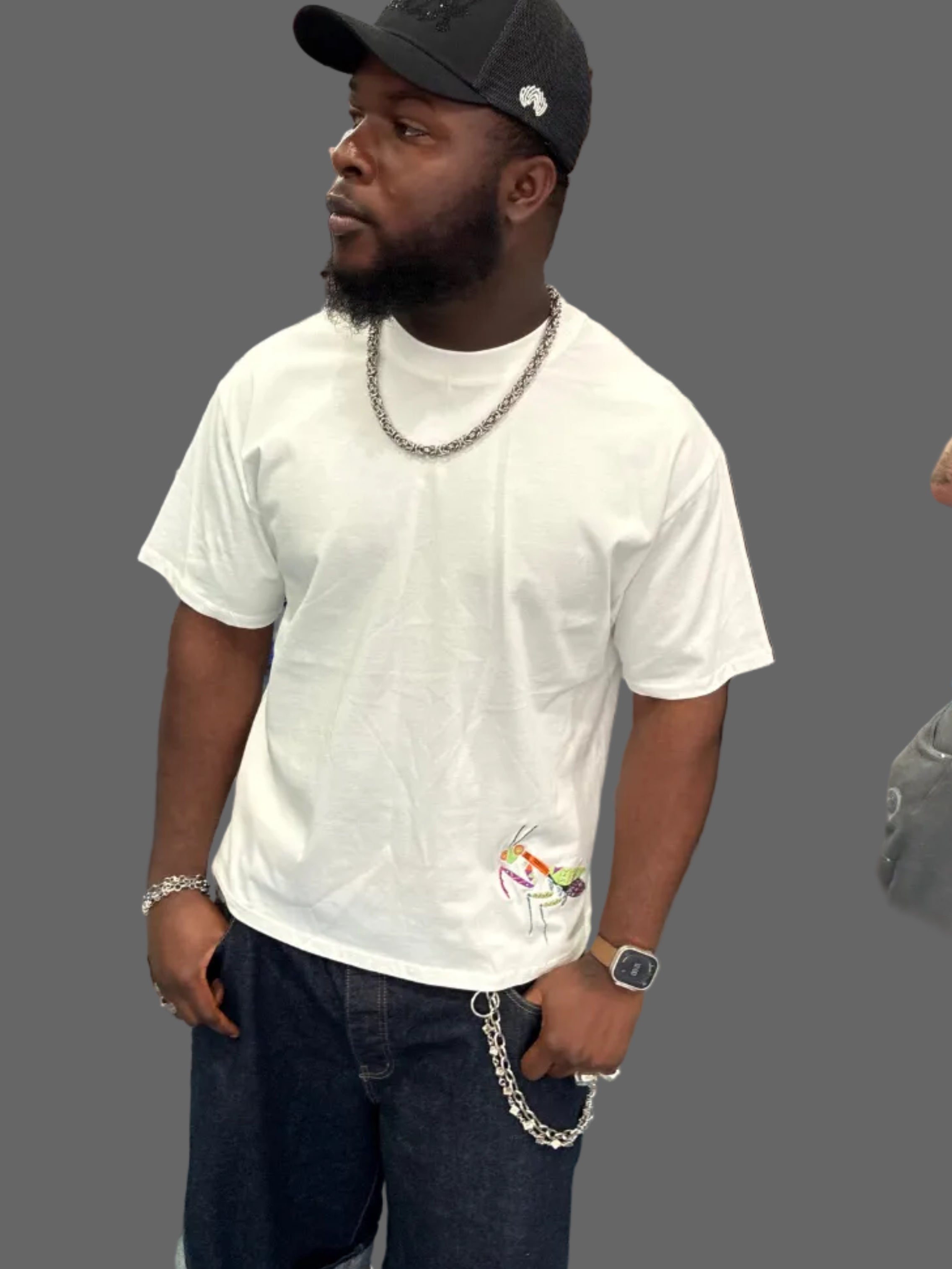MAUA Essential Tee – Regular Silhouette