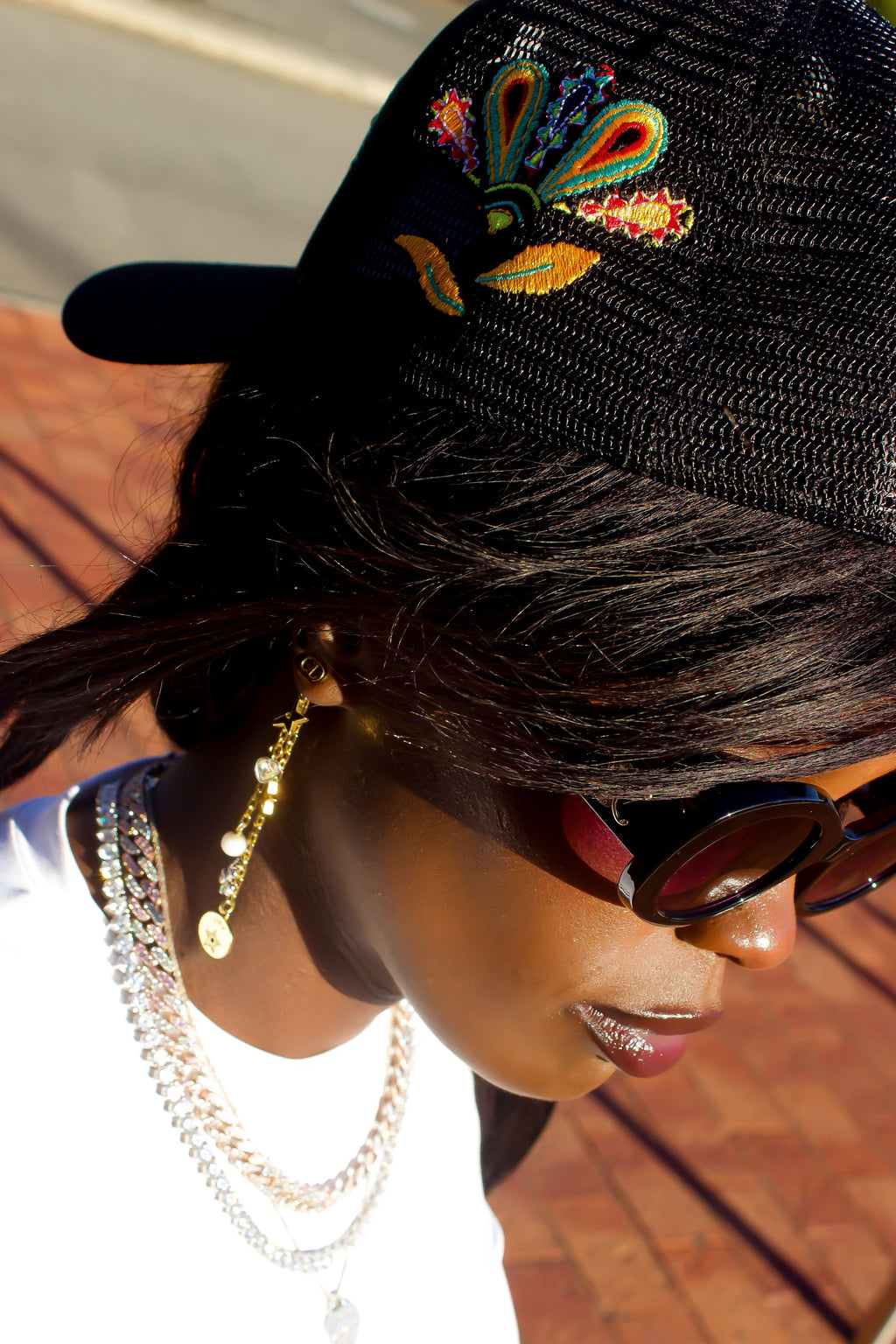 Maji trucker hat
