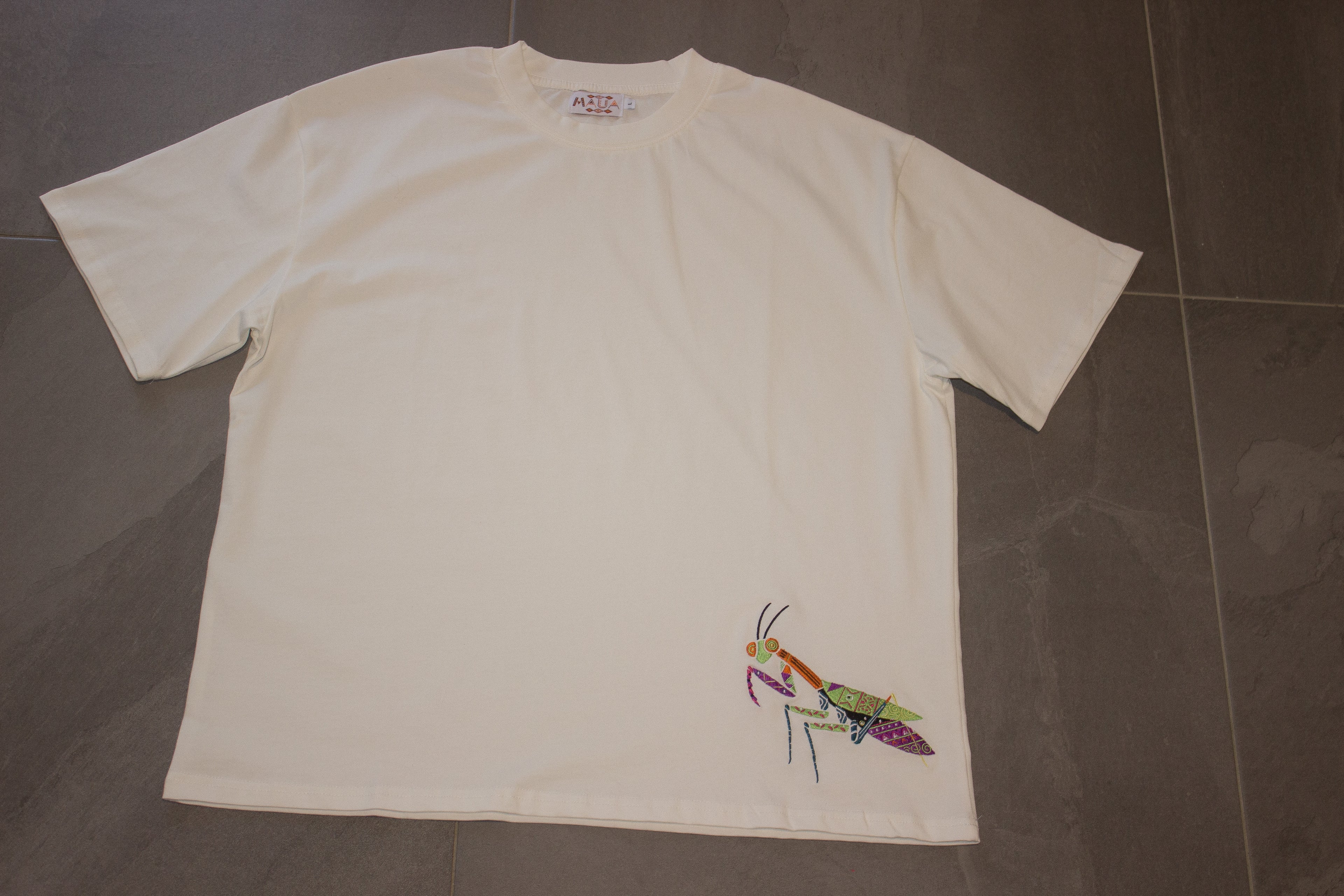 MAUA Essential Tee – Regular Silhouette