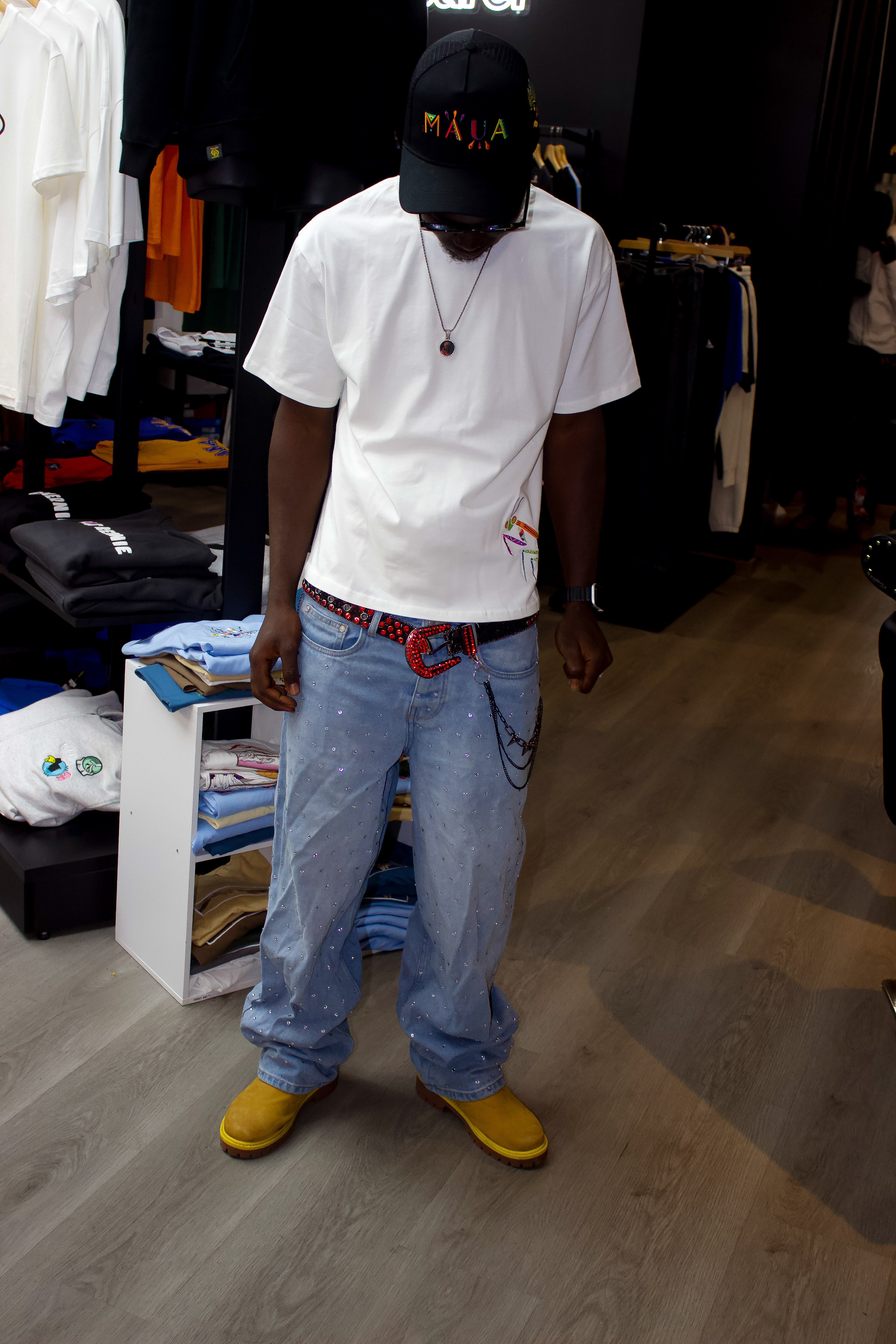 MAUA Essential Tee – Regular Silhouette