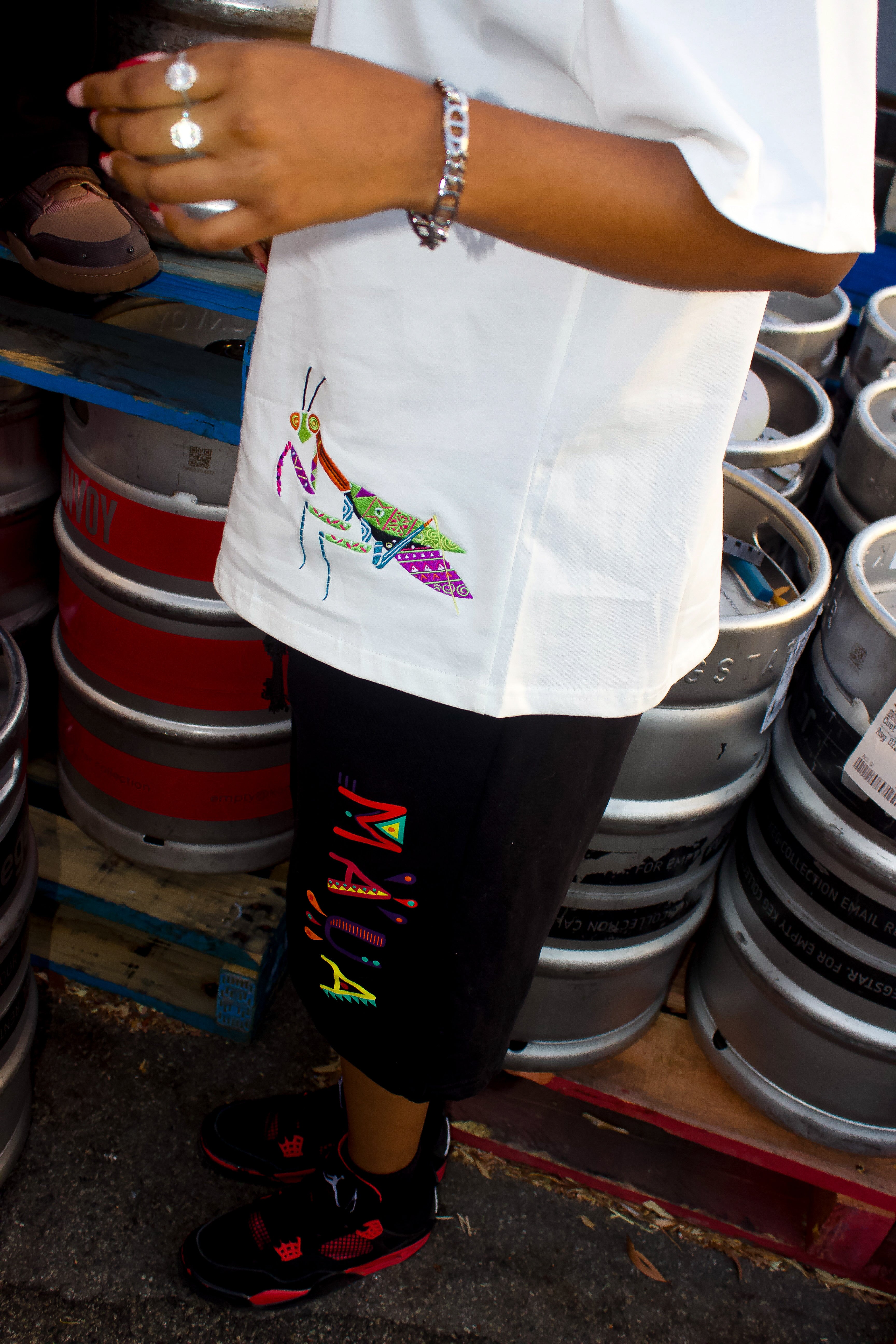 MAUA Essential Tee – Regular Silhouette